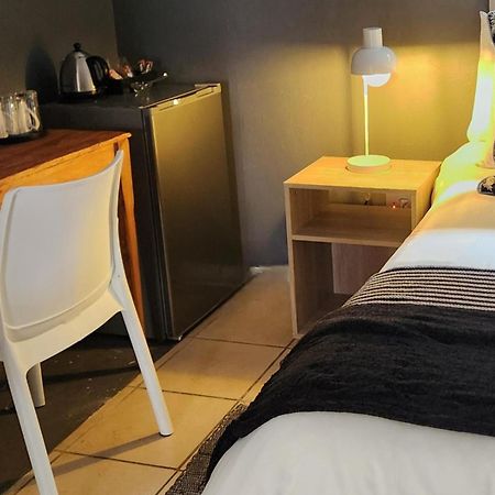 The Lantern Guesthouse Bloemfontein Kültér fotó