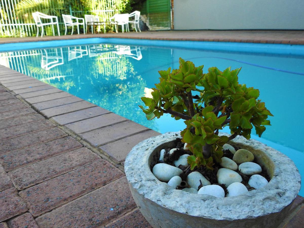 The Lantern Guesthouse Bloemfontein Kültér fotó