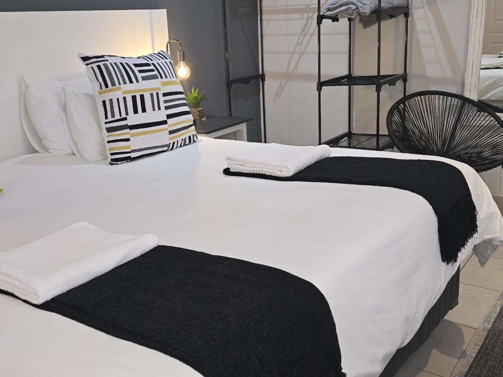 The Lantern Guesthouse Bloemfontein Szoba fotó