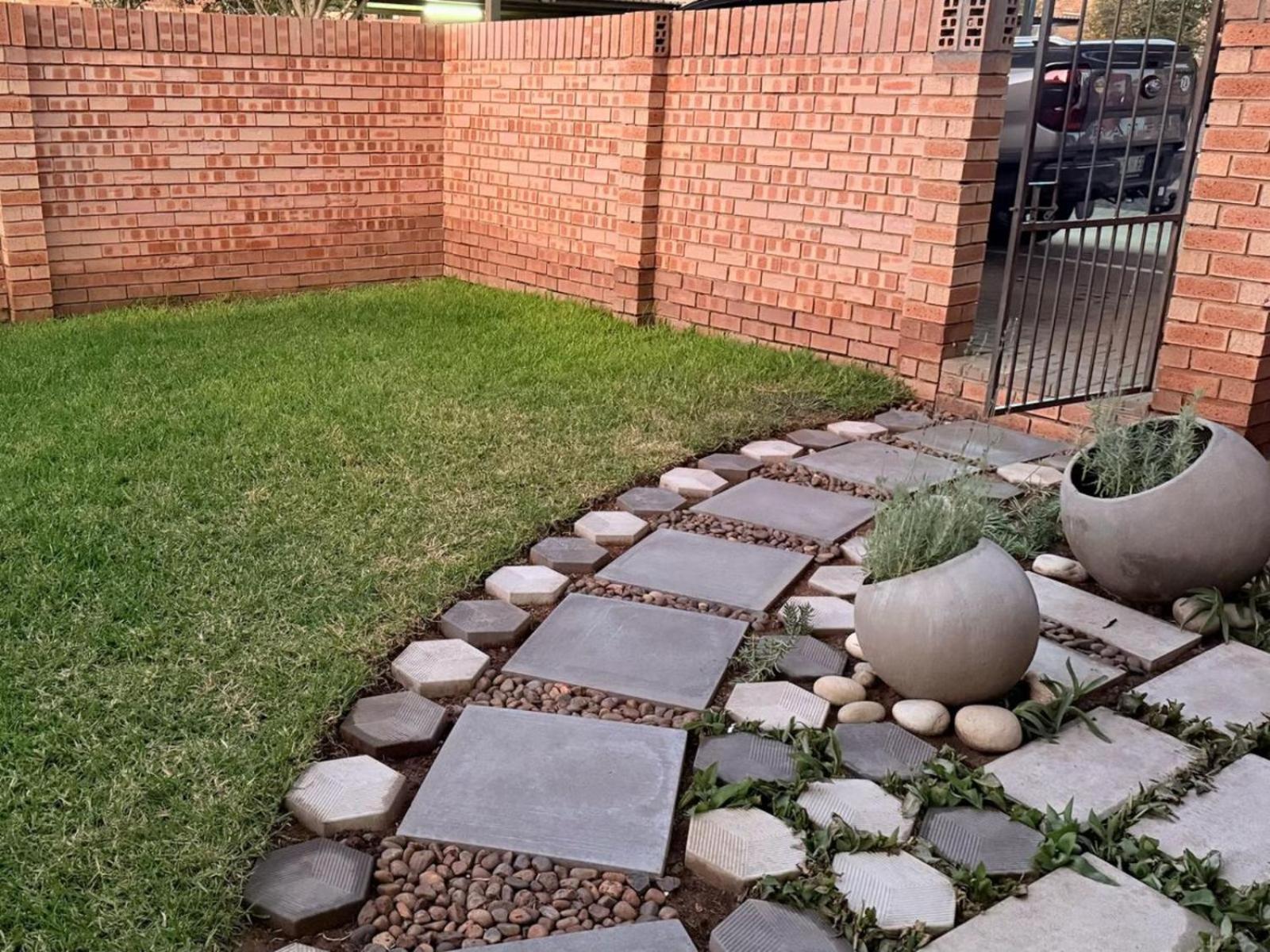 The Lantern Guesthouse Bloemfontein Szoba fotó