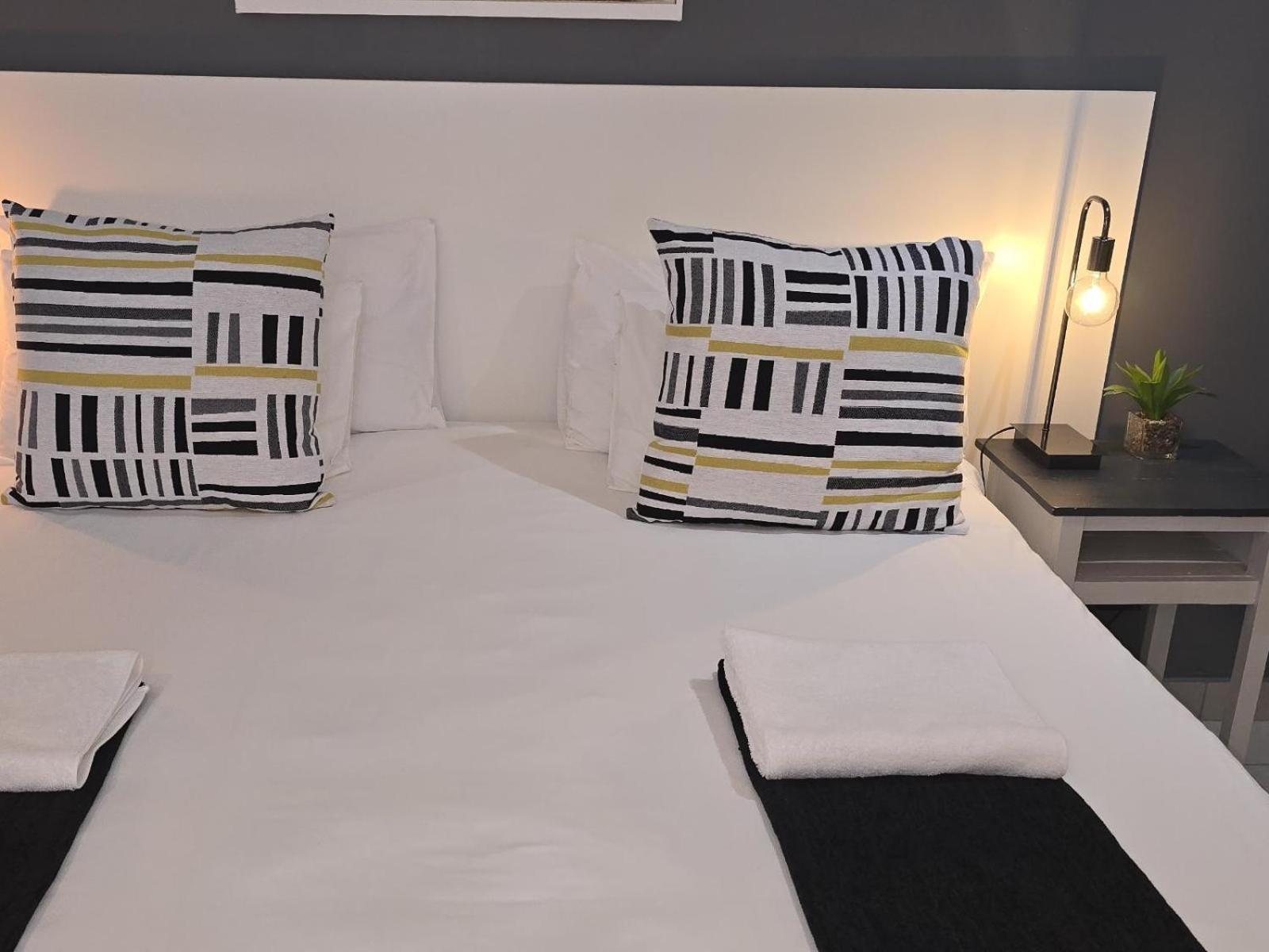 The Lantern Guesthouse Bloemfontein Szoba fotó